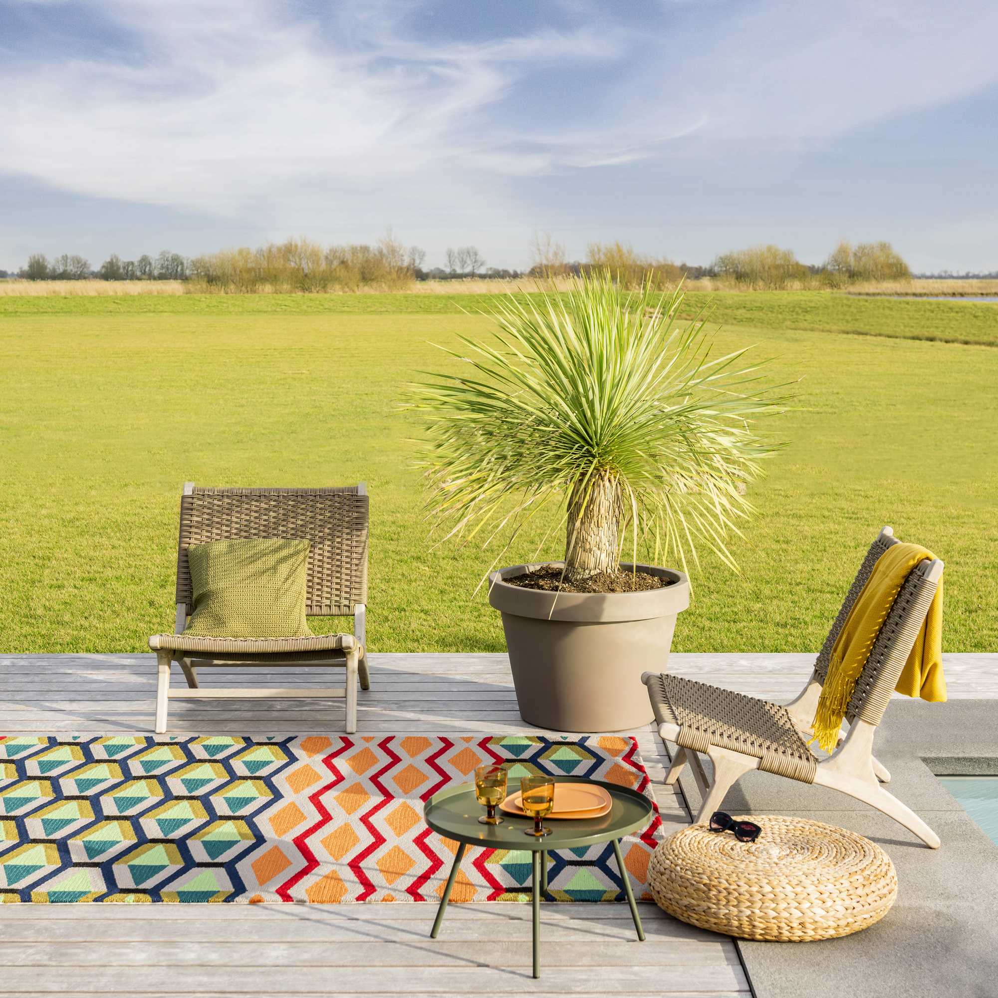 Habitat Cruz Outdoor Geometric Rugs In Multi 411803